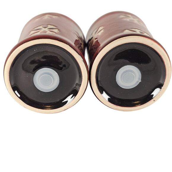Red Ceramic Snowflake Salt Pepper Shaker Set Holiday Winter Kitchen Decor 3.75" - Picture 9 of 12